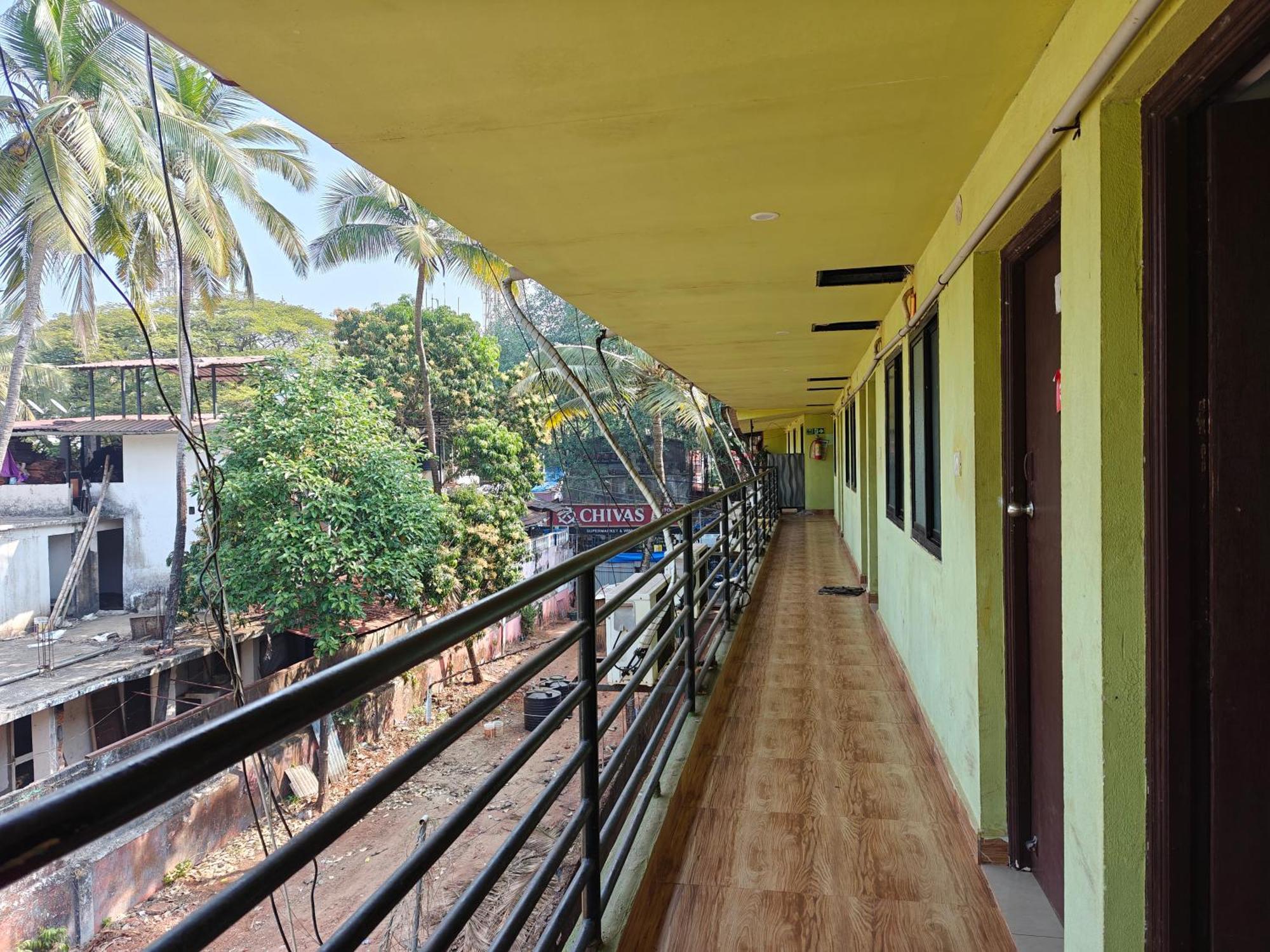 Hotelpornima Отель Пурнима Candolim Exterior foto